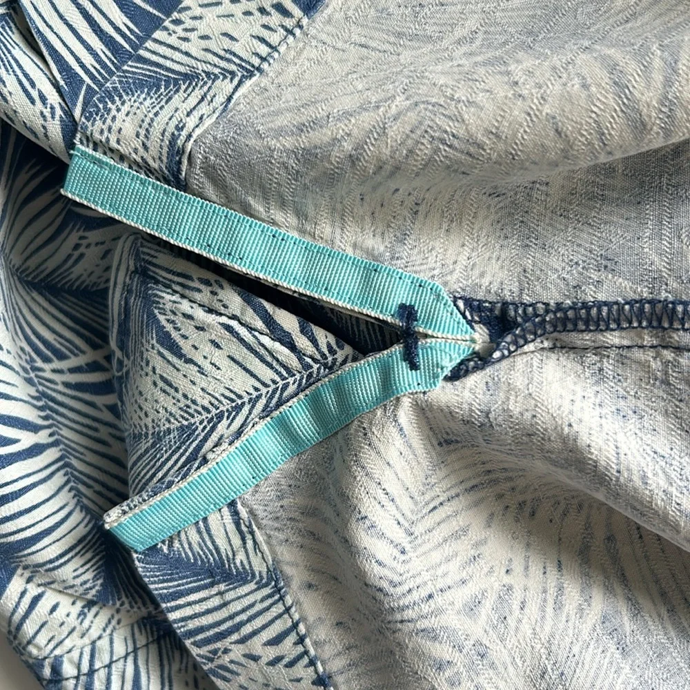 NWOT Men's Tommy Bahama Hawaiian Shirt Blue & White Palm Leaf 100% Silk XXL/TTG - Picture 6 of 8